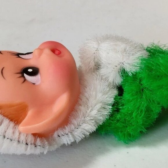 Vintage Handmade Pixie Elf Fridge Magnet Rubber Face Green Decor Kitschy - Picture 6 of 14